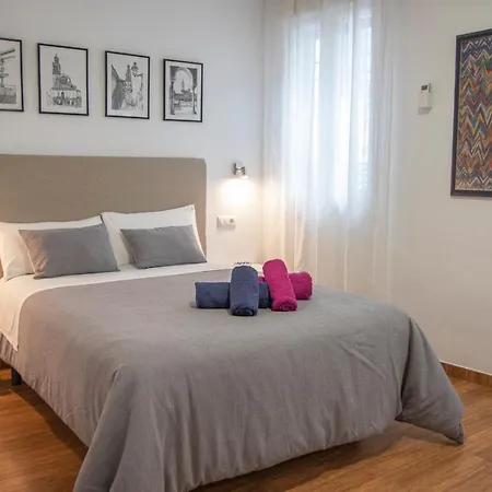 La Casa Del Poeta Wifi Y Garaje Gratuitos *
